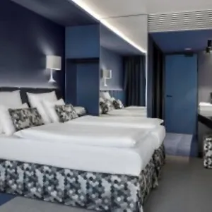 https://urban-creme.praguehotelsweb.com